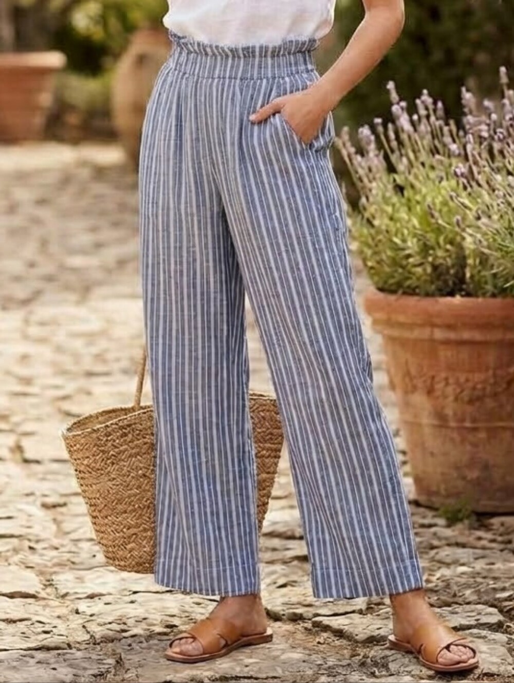 Briggs Women’s Pants Size L Pull‑On Elastic Waist Blue Striped Stretch 1760053